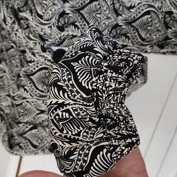 Anthropology Romper Size 4 Bohemian Lounge Paisley Fall Ruffle Sleeve - Picture 7 of 15